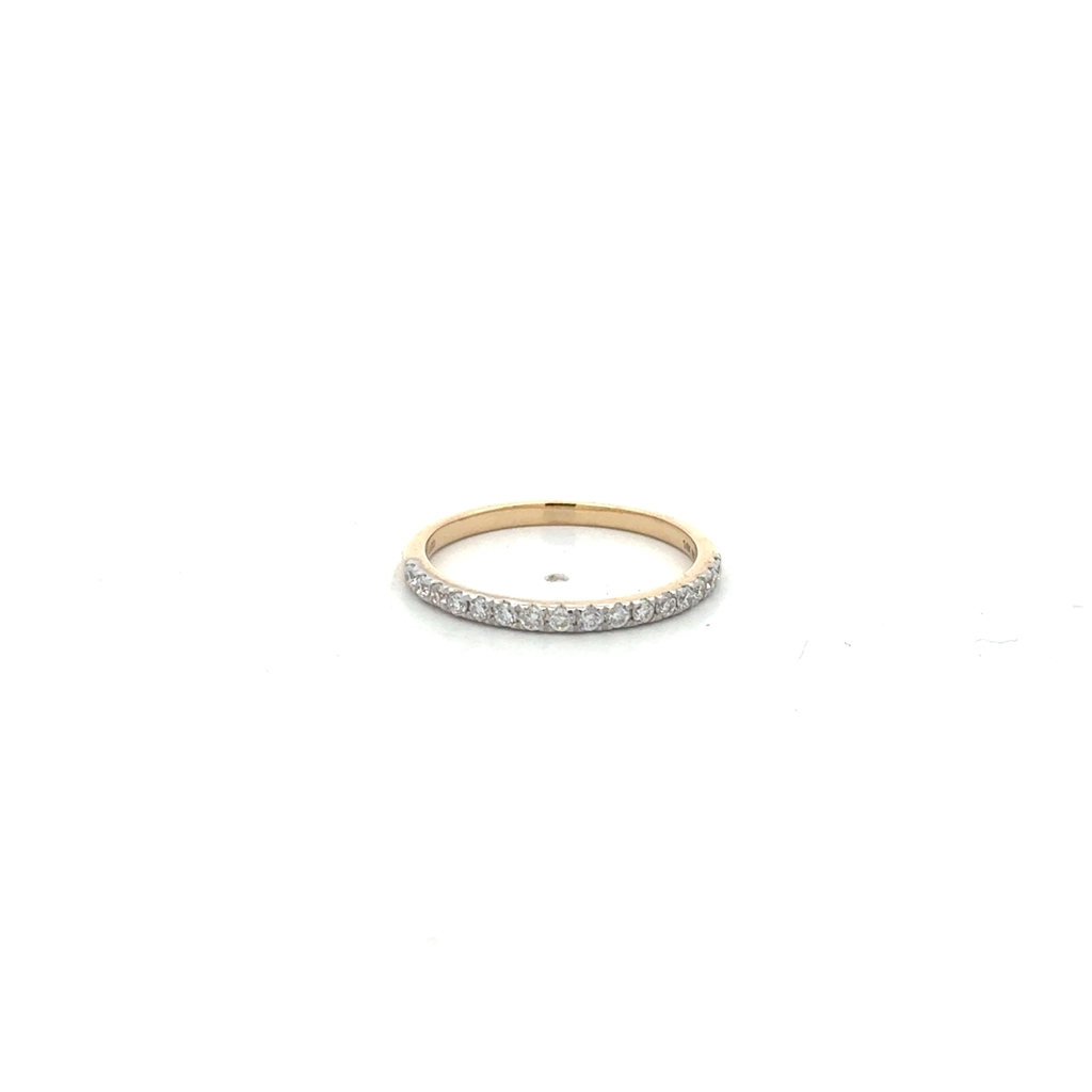 Jonc en or jaune 14 carats avec 25 points de diamants de laboratoire au total