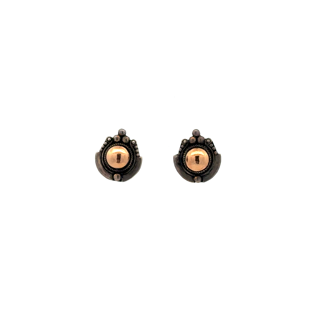 Boucles d'oreilles fixes argent, finition or jaune 18 carats Boucles d'oreilles fixes argent, finition or jaune 18 carats