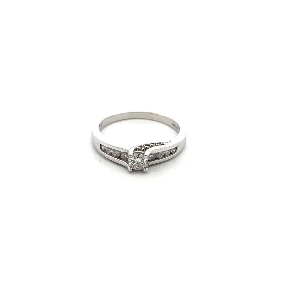 Bague or blanc 14 carats, 50 points de diamant total - 19397 - Exclusivités