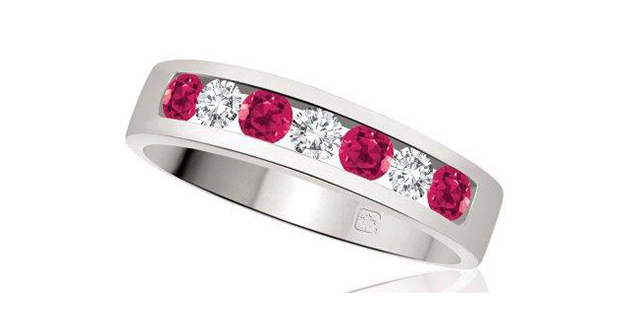 Bague or blanc rubis et 18 pts dia tot