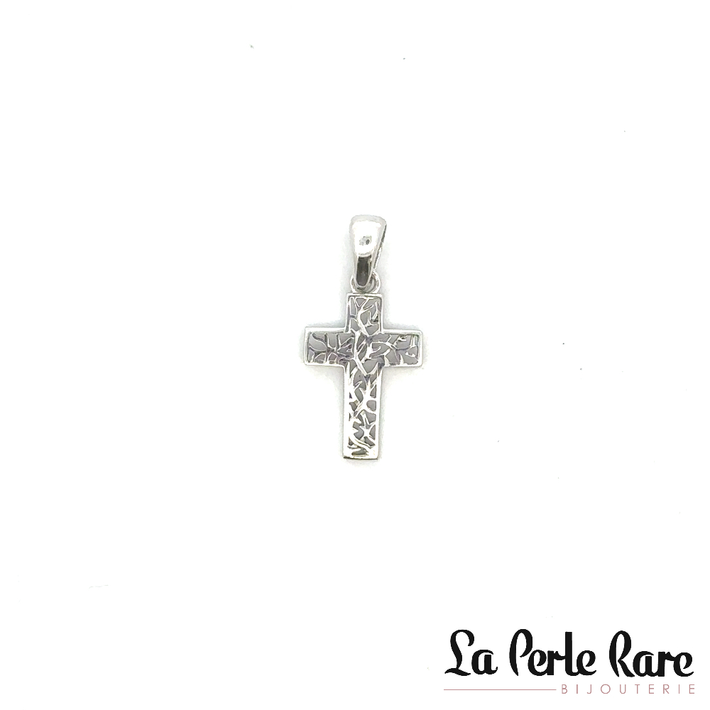 Pendentif croix texturée, or blanc 10 carats - PNM-259-B - Exclusivités