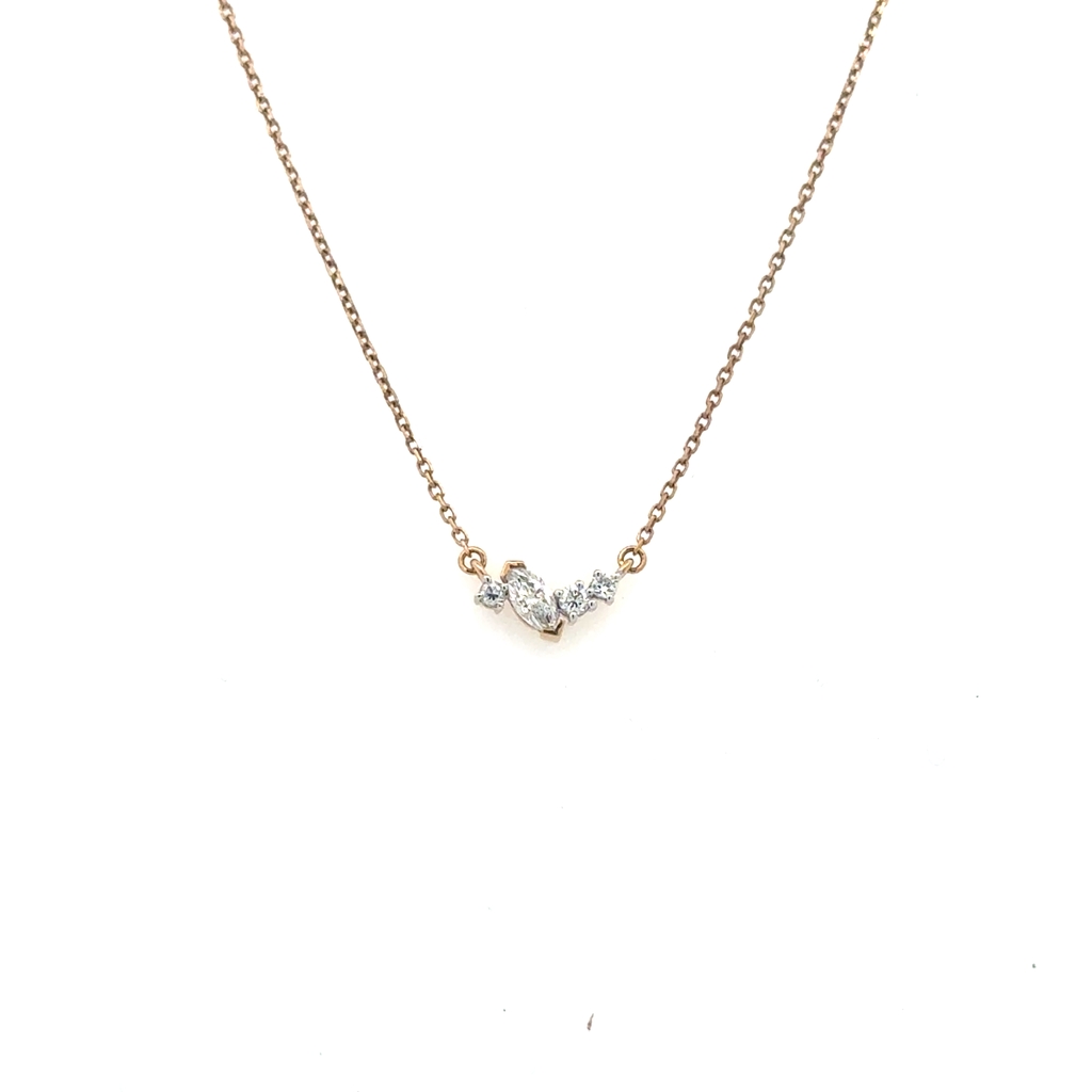 Pendentif en or jaune 10 carats avec 15 points de diamants de laboratoire au total