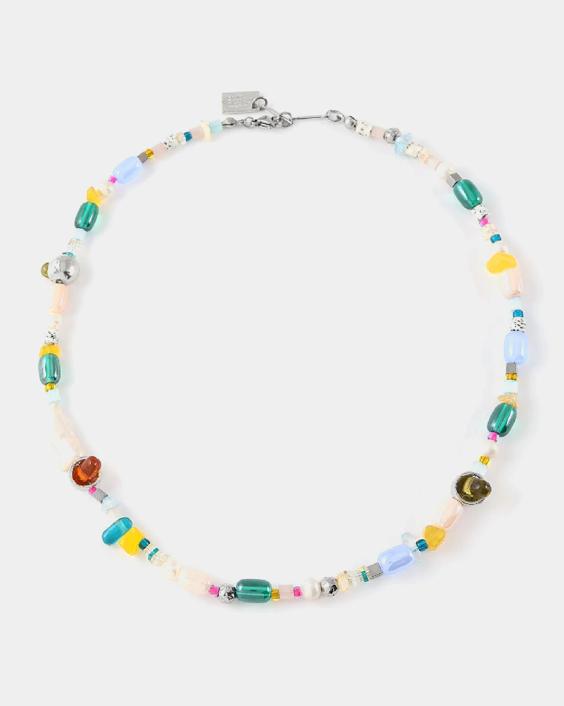 Collier étain, perles d'eau douce, verre coloré