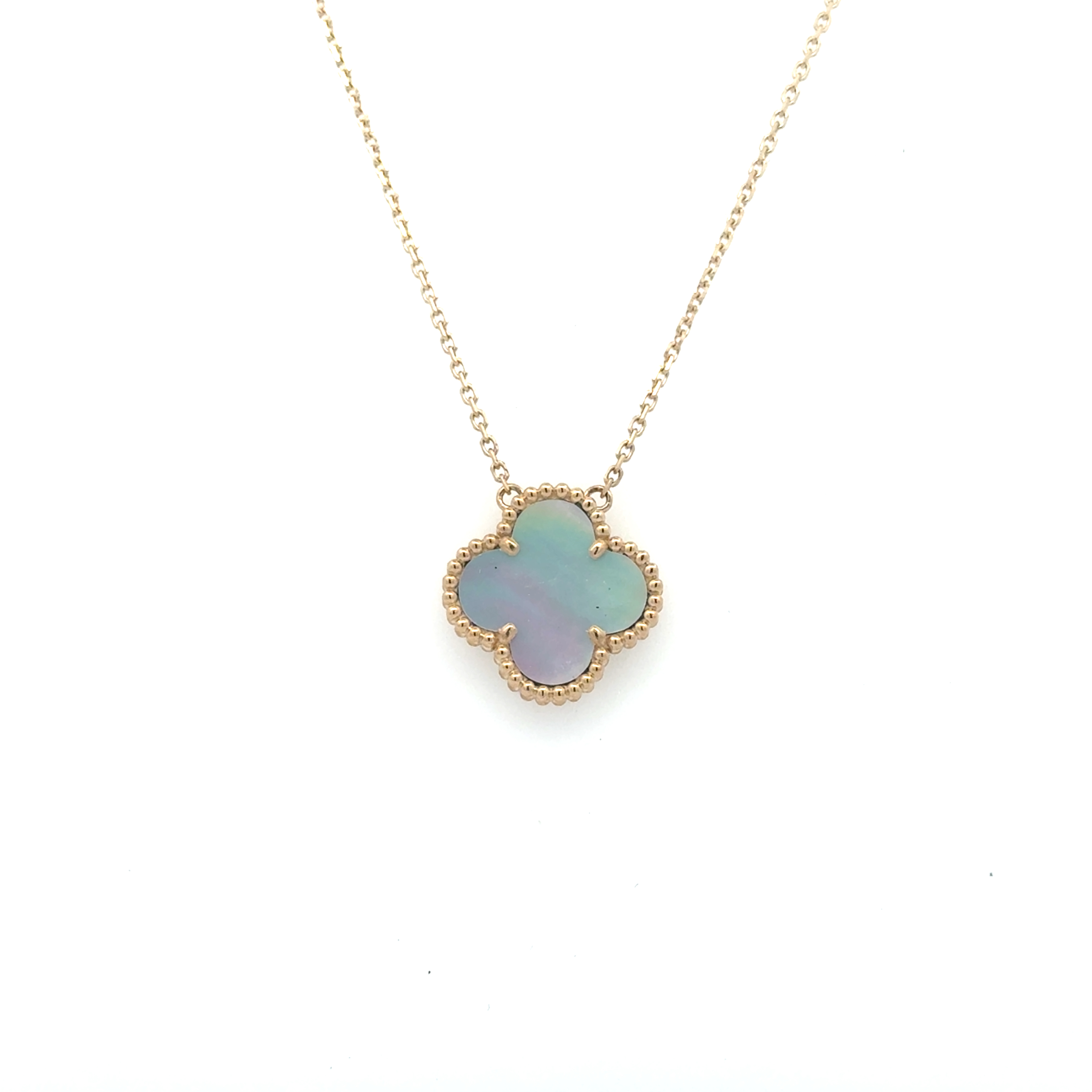 Collier de style Van Cleef, or jaune 10 carats, nacre de perle