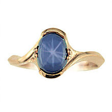 Bague or jaune 10kt avec saphir étoilé synthétique