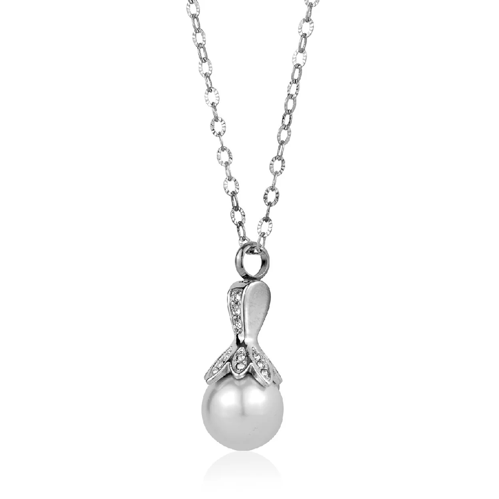 Collier en acier inoxydable avec perle synthetique Collier en acier inoxydable avec perle synthetique
