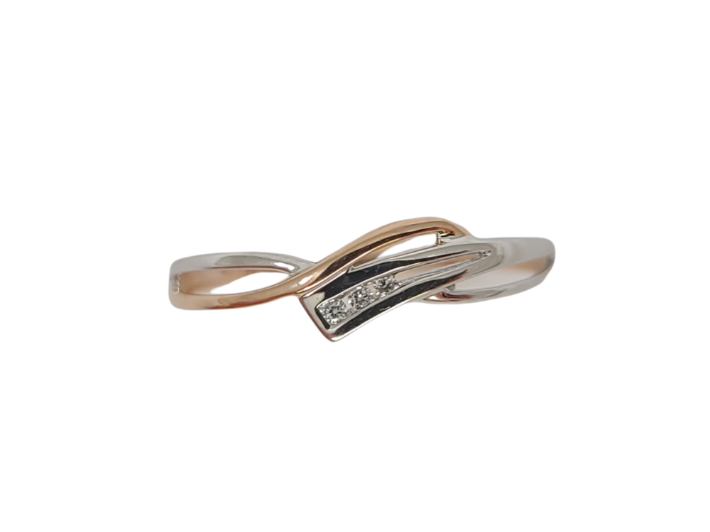 Bague en or 2 tons avec 2 pts dia tot Bague en or 2 tons avec 2 pts dia tot