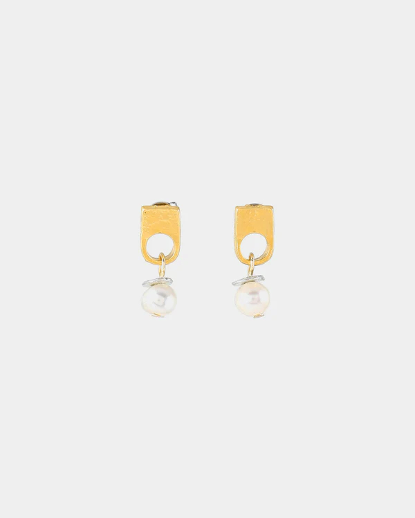 Boucles d'oreilles pendantes étain 2 tons (jaune et blanc), acier inoxydable, perles d'eau douce - NEMRIS-2TONS - Anne-marie Chagnon