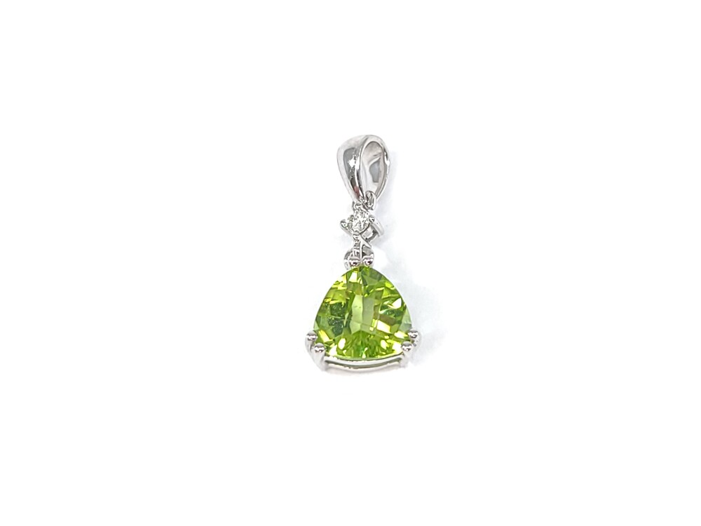 Pendentif or bl peridot & 2 pts dia Pendentif or bl peridot & 2 pts dia