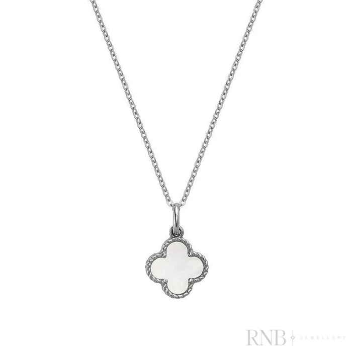 Pendentif de style Van Cleef, or blanc 10 carats, nacre de perle