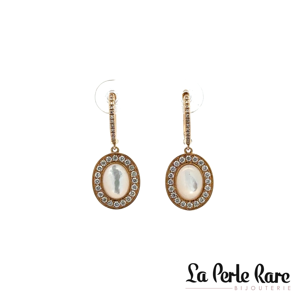 Boucles d'oreilles pendantes or jaune 14 carats, nacre de perle, 52 points de diamant total - SC55025312 - Shy