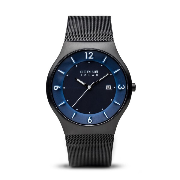 Montre solaire, acier inoxydable noir, fond bleu - 14440-227 - Bering Montre solaire, acier inoxydable noir, fond bleu - 14440-227 - Bering