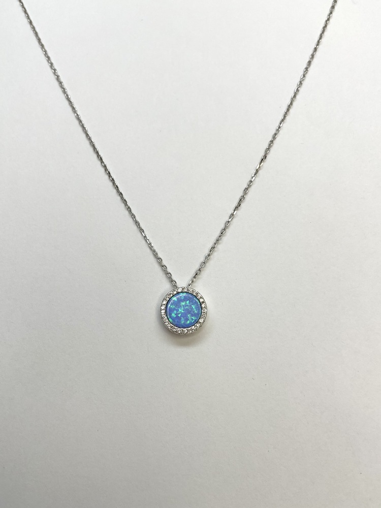 Pendentif argent, opale bleue synthétique, zircons Pendentif argent, opale bleue synthétique, zircons