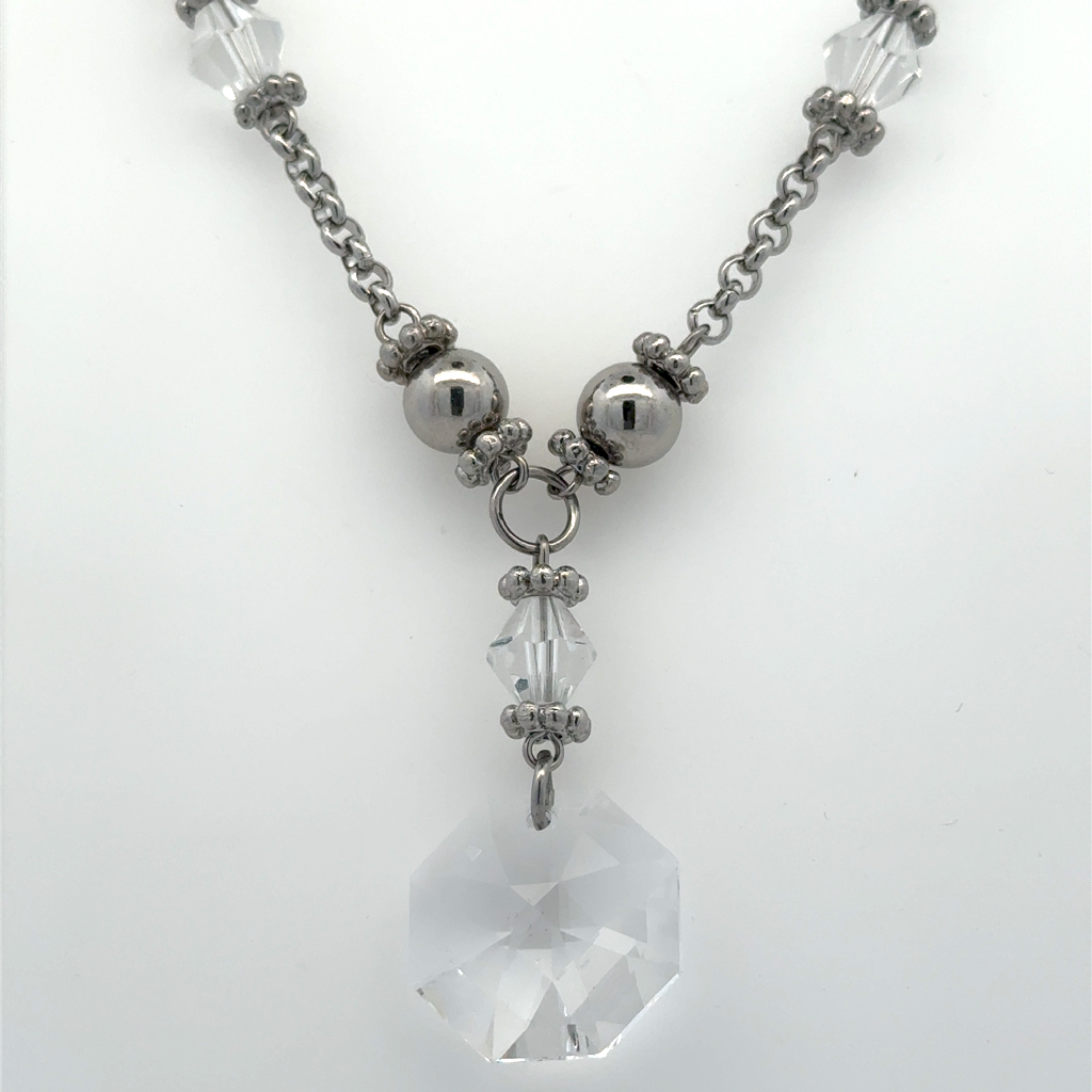 Collier acier inoxydable, zircons incolores Collier acier inoxydable, zircons incolores