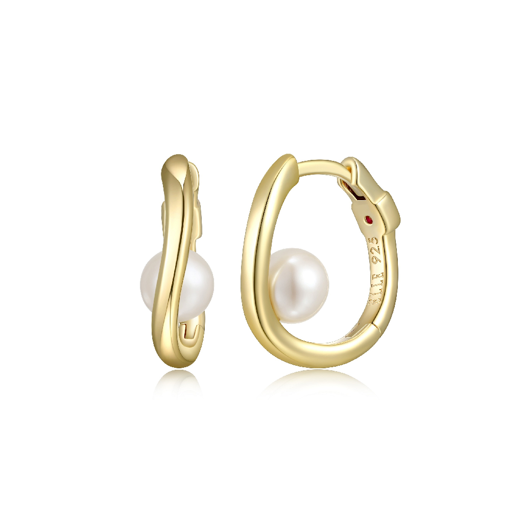 Hoop earrings in sterling silver with a yellow gold finish with pearls and perle