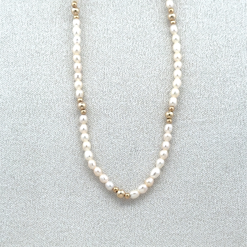 Collier or jaune 14 carats, perles d'eau douce 3.5 millimètres