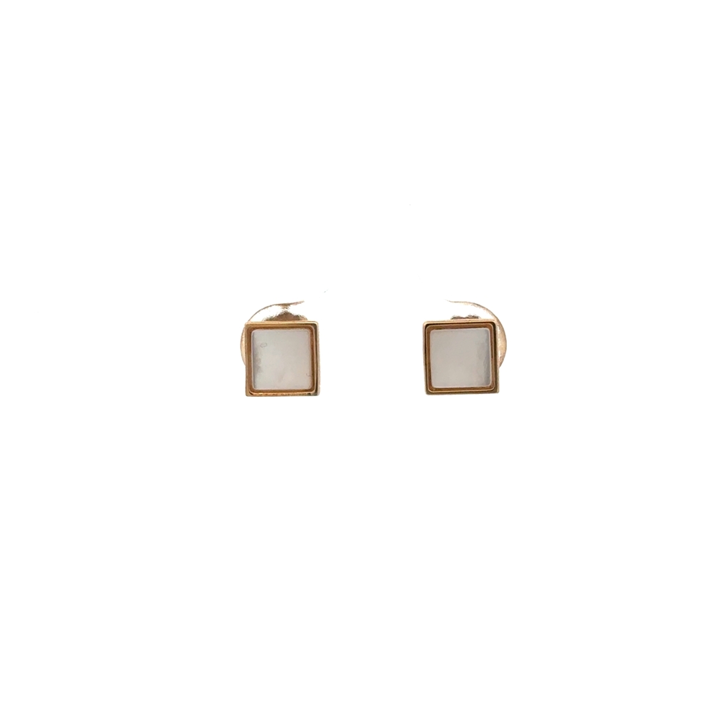 Boucles d'oreilles fixes or jaune 10 carats, nacre de perle