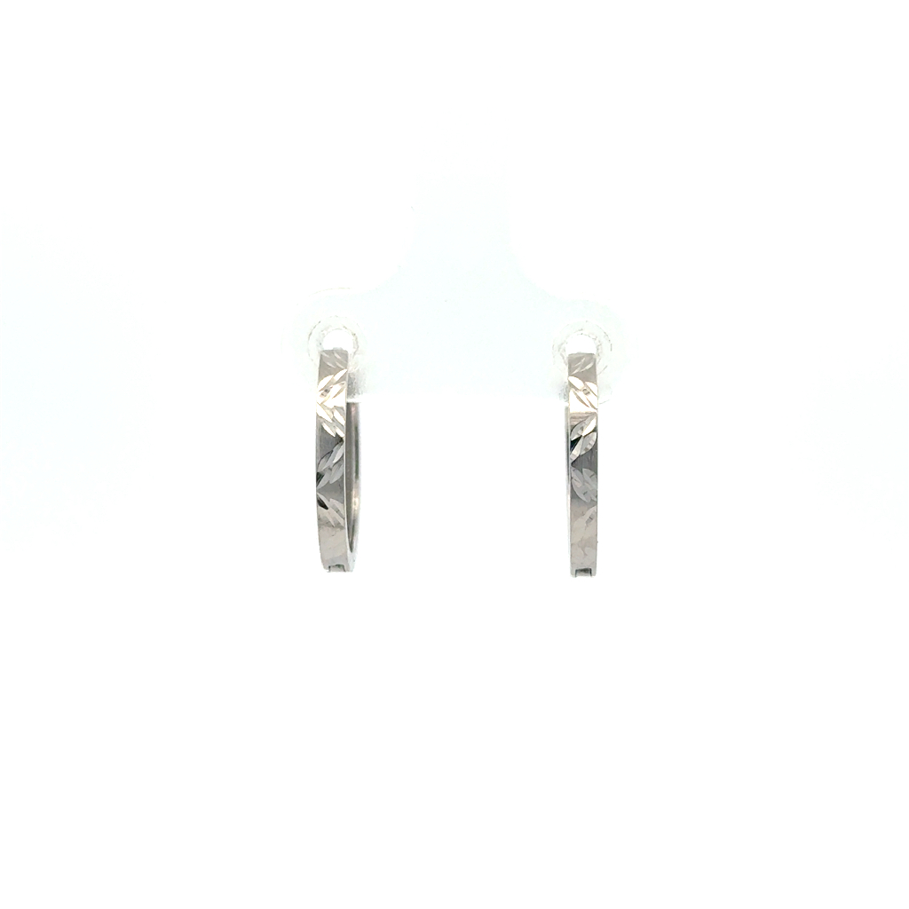 Anneaux de type huggies texturés, or blanc 10 carats