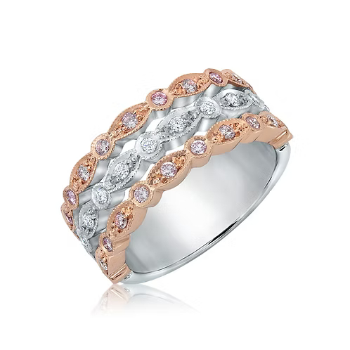 Bague en or deux tons blanc et rose 18 carats, 47 points de diamants