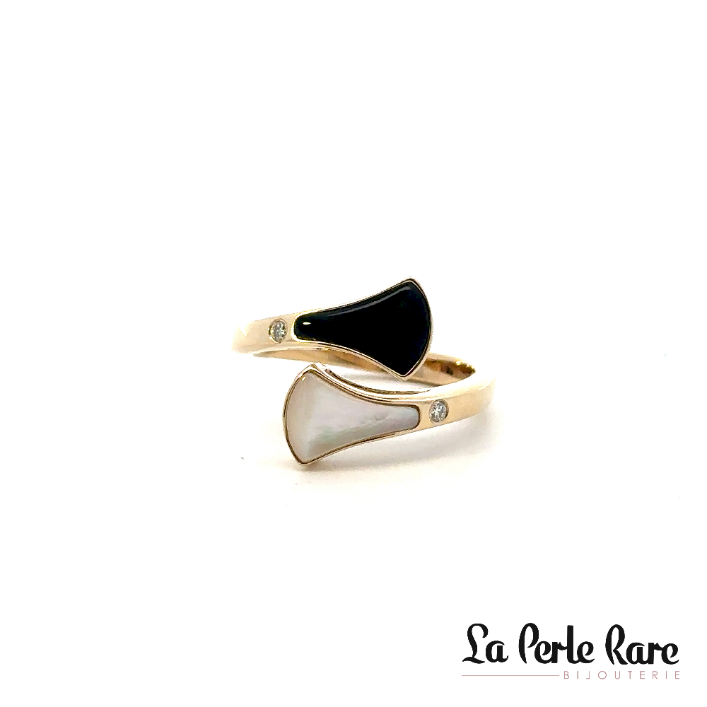 Bague or jaune 14 carats, onyx, nacre de perle, 4 points de diamants total - R2000ON-MOP - Exclusivités