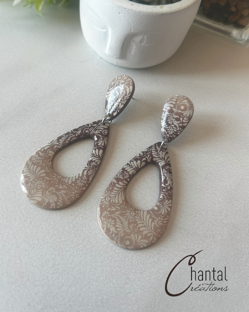 Boucles d'oreilles pendantes Marilou marron, argile polymère, acier inoxydable