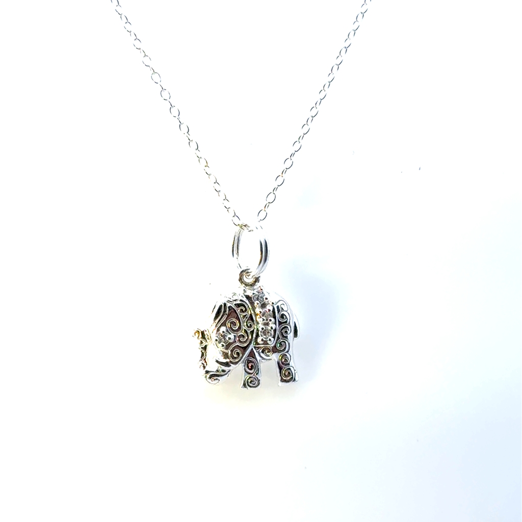 Pendentif éléphant, argent, zircons incolores