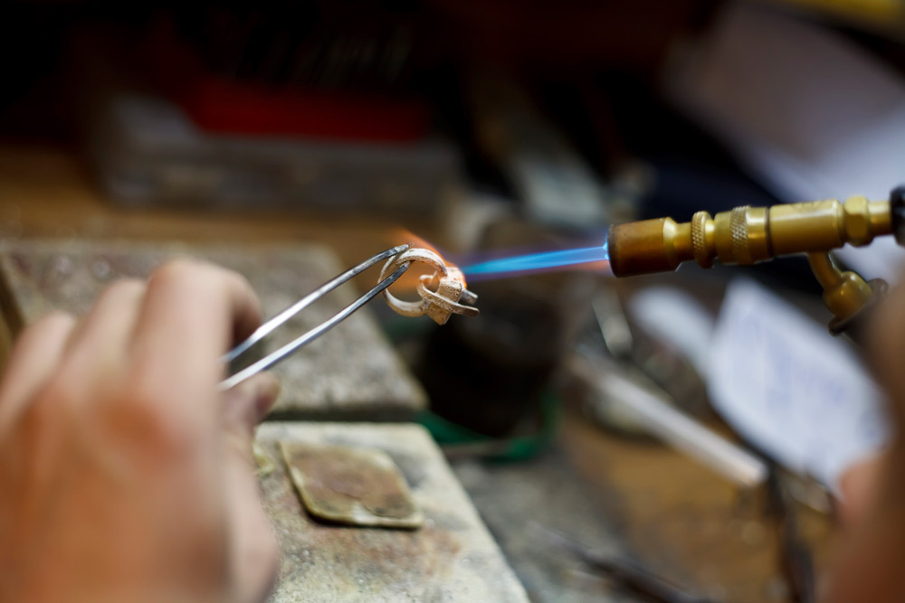 Réparation De Bijoux à Montréal