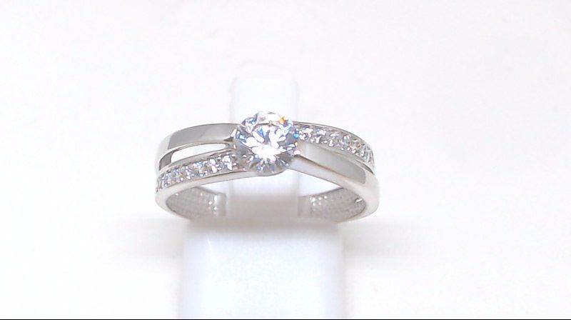 Bague or blanc, zircons Bague or blanc, zircons