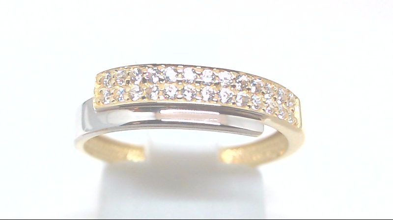 Bague en or 2 tons avec zircons Bague en or 2 tons avec zircons